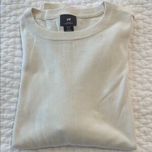 H&M Men's Beige Crewneck Sweater